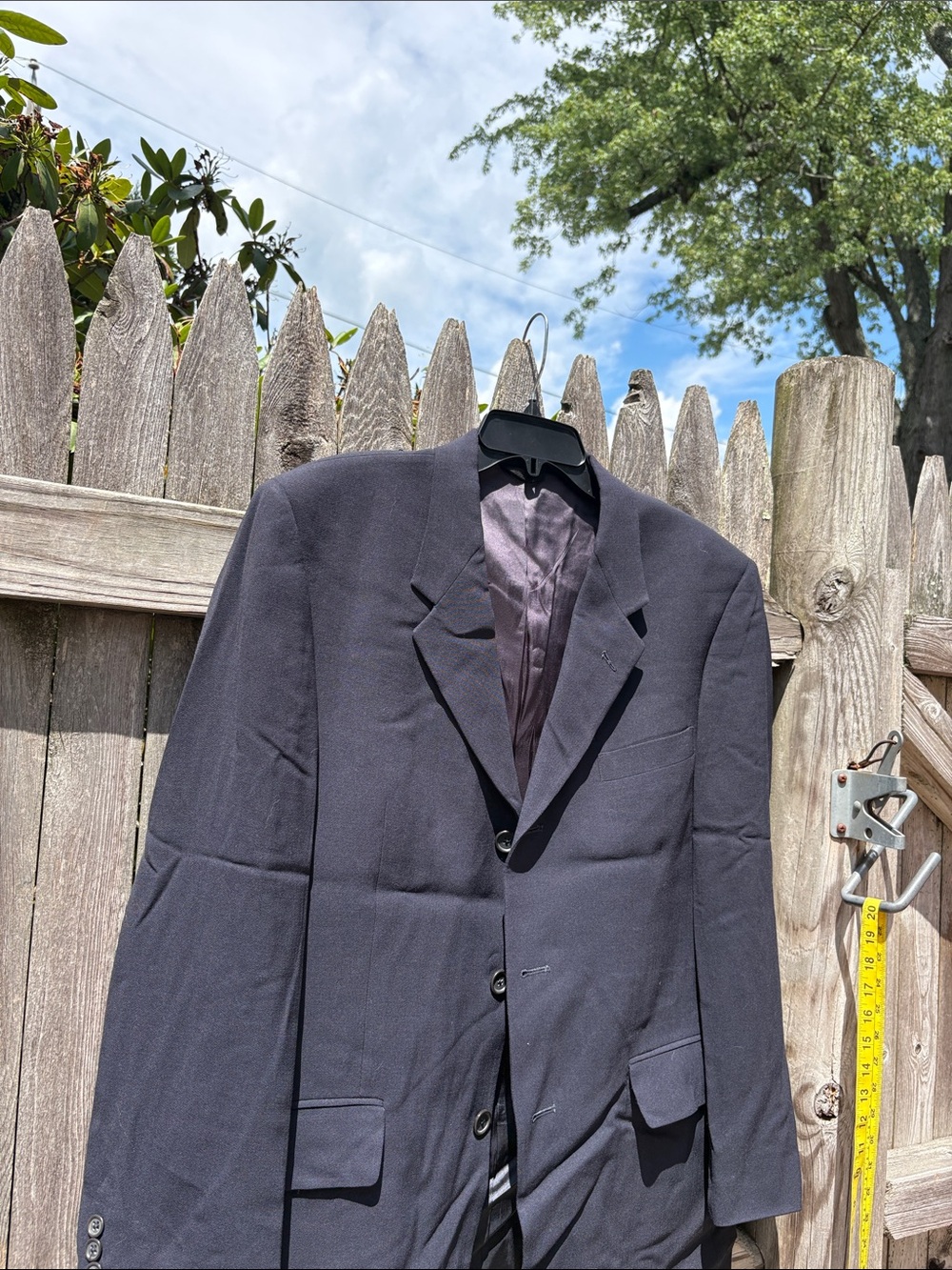 Kenneth Cole NY 42R navy wool blazer.